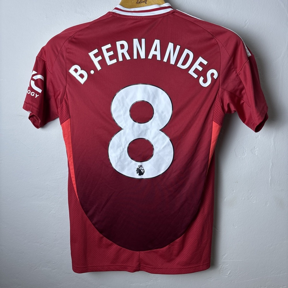 Manchester United Bruno Fernandez #8 Jersey Adult Small